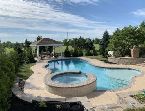 Gunite vs. Fiberglass Pools: Why Custom Gunite Wins for Luxury Homes